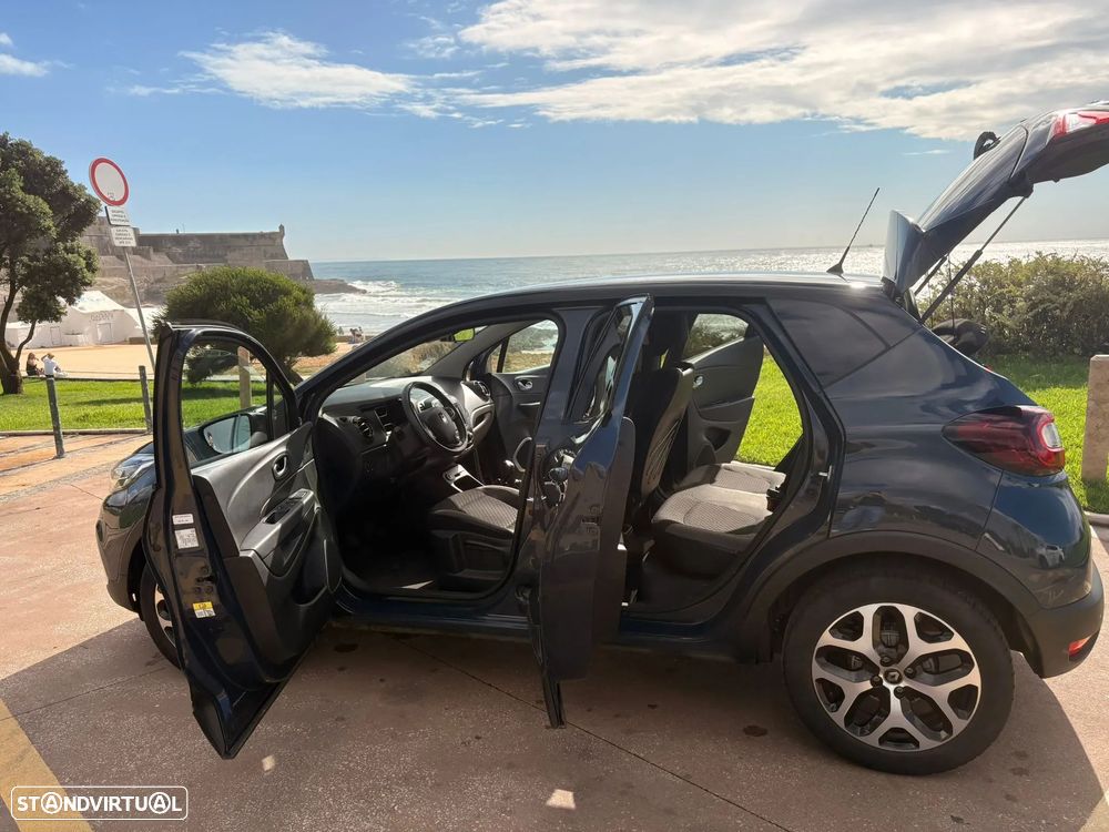 Renault Captur 0.9 TCE Exclusive - 2