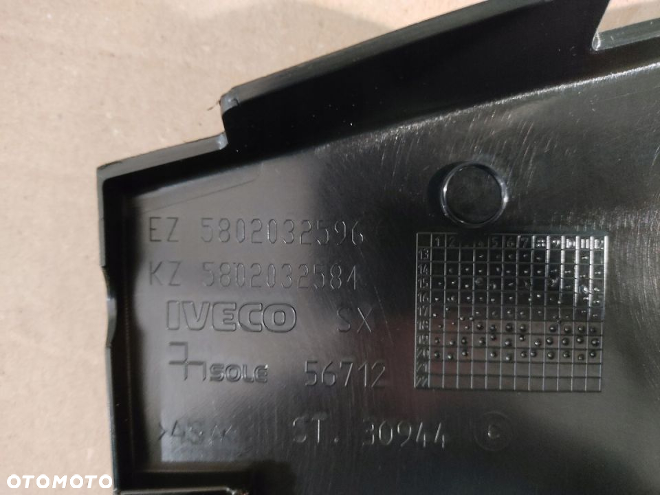 IVECO DAILY 2014 LISTWA BŁOTNIKA LEWA NOWA - 3