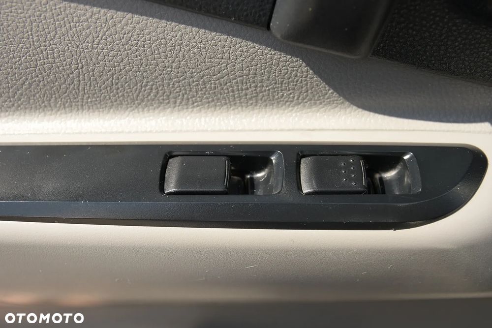 Mitsubishi FUSO=3C15=KLIMA=PLANDEKA=12EP - 19