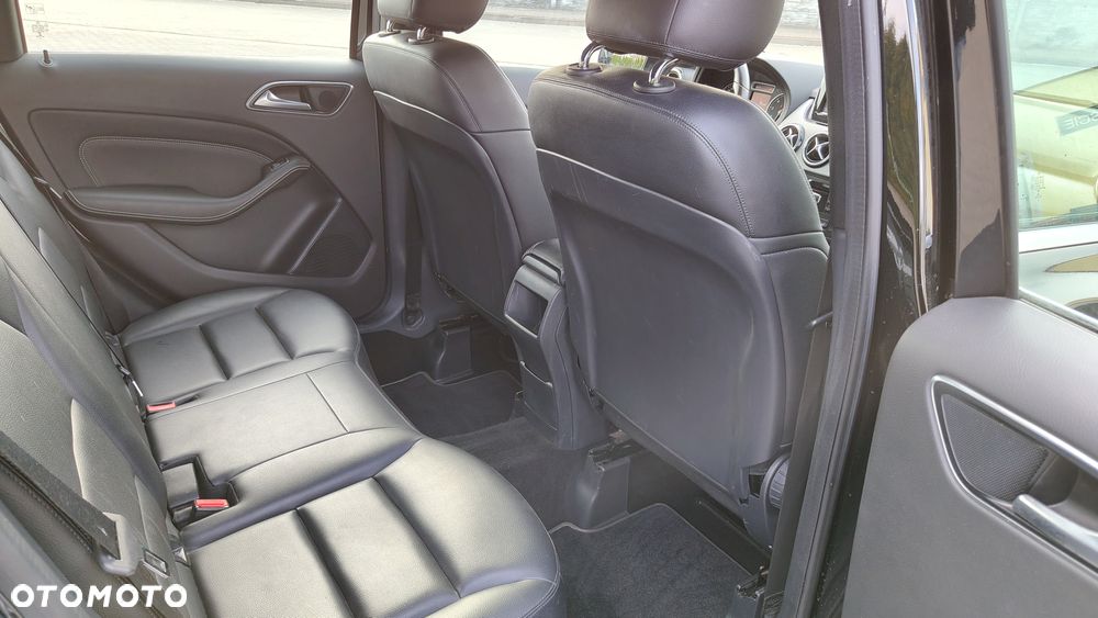 Mercedes-Benz Klasa B 200 Edition - 5