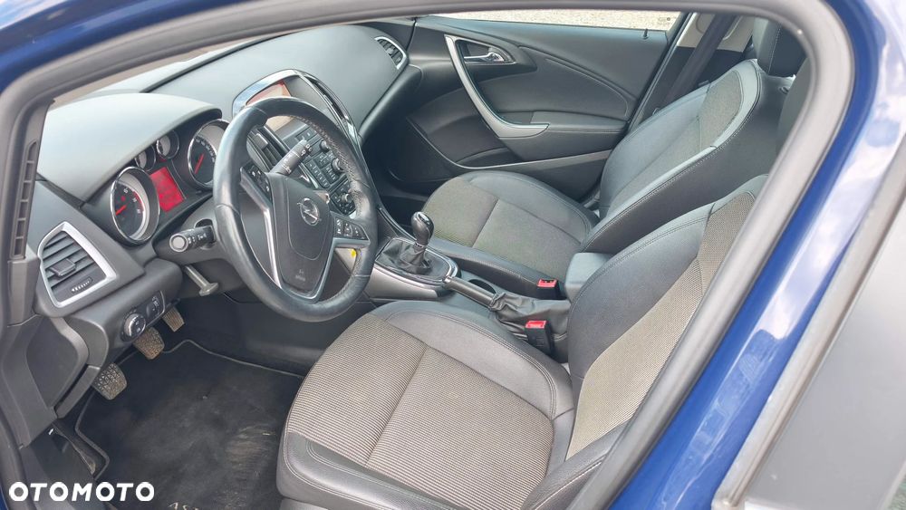 Opel Astra 1.6 Design Edition - 20