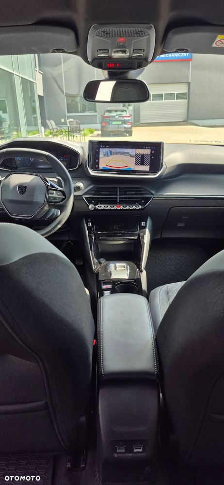 Peugeot 2008 PureTech 130 Allure S&S EAT8 - 23