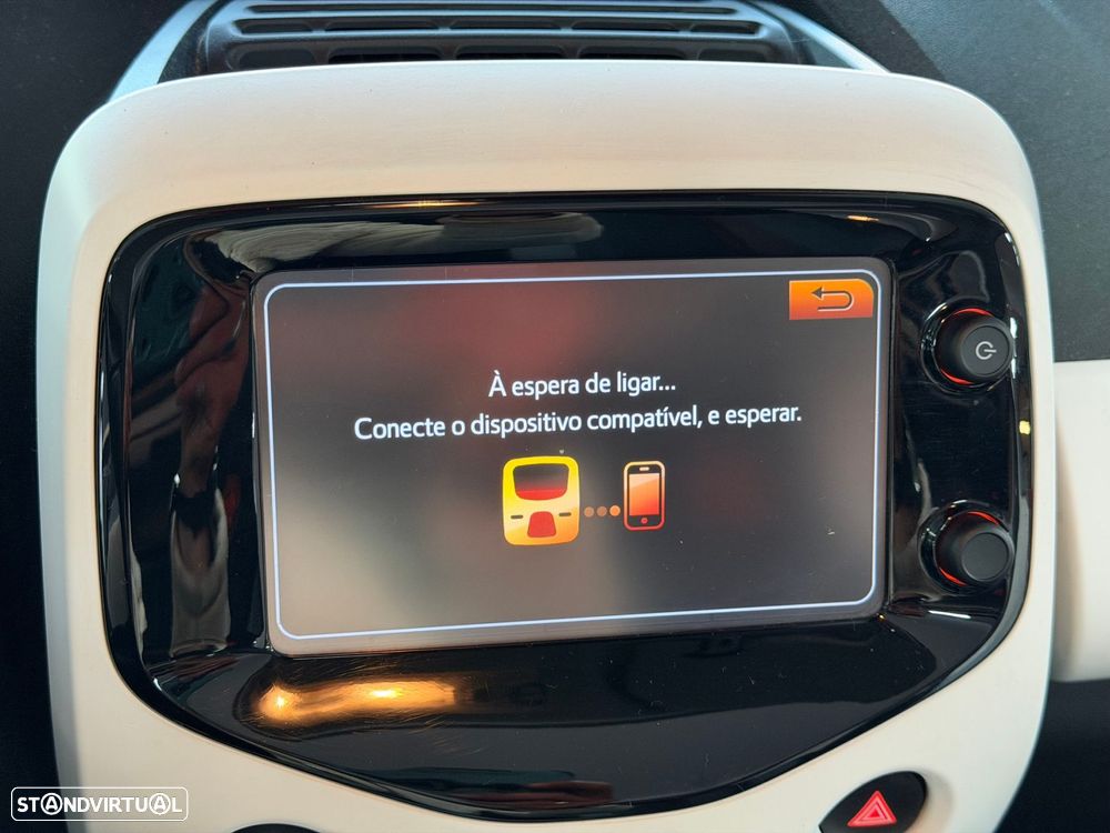 Peugeot 108 1.2 PureTech Roland Garros - 37