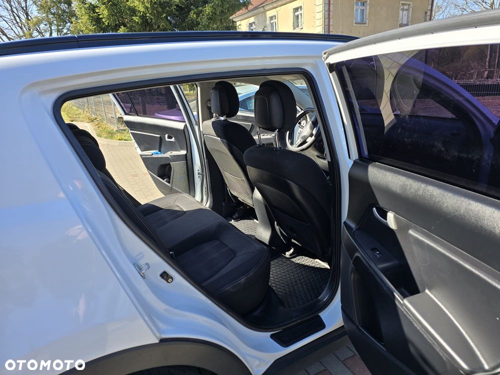 Kia Sportage 1.6 GDI S 2WD - 8