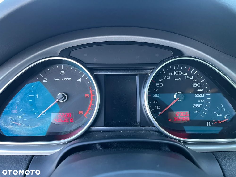 Audi Q7 3.0 TDI Quattro Tiptronic - 17