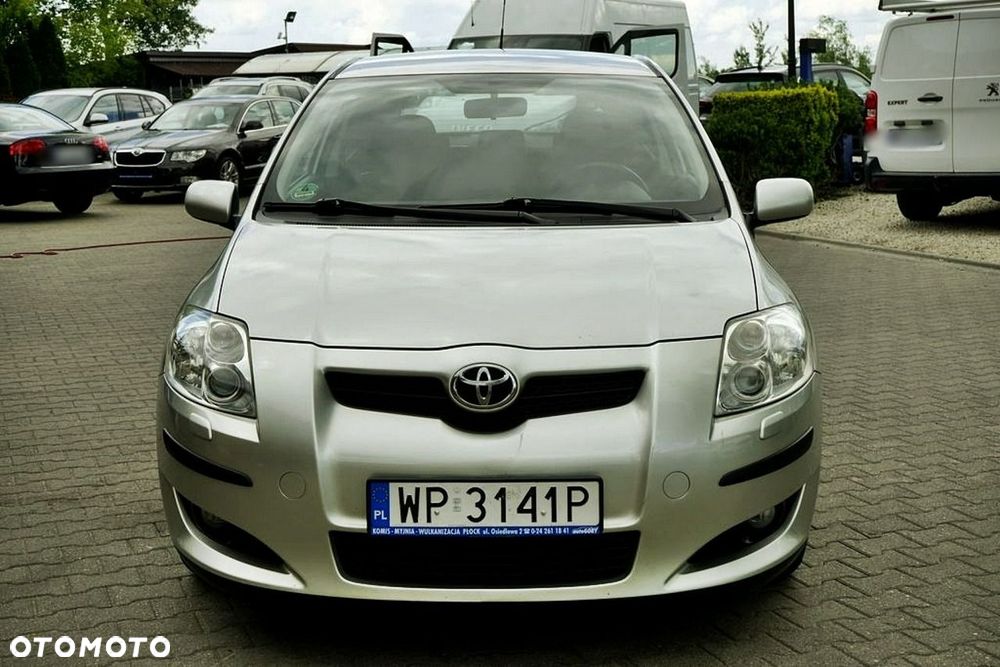 Toyota Auris - 10
