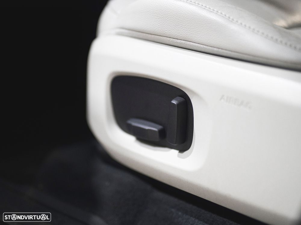 Land Rover Range Rover Evoque 2.0 eD4 SE Dynamic - 21