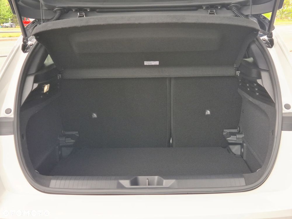 Opel Astra 1.2 T GS Line S&S - 14