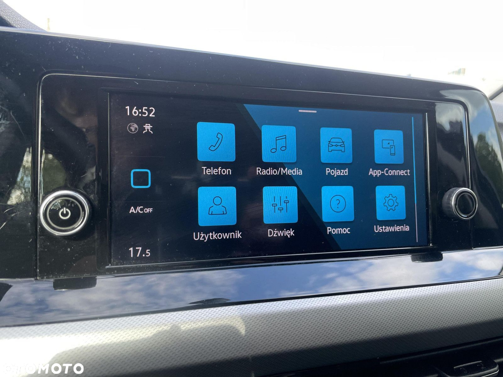 Volkswagen Golf VIII 1.0 TSI Active - 25