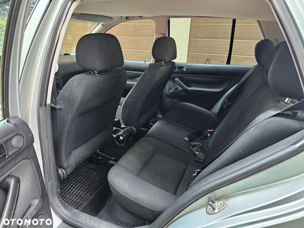 Volkswagen Golf 1.6 Basis - 7