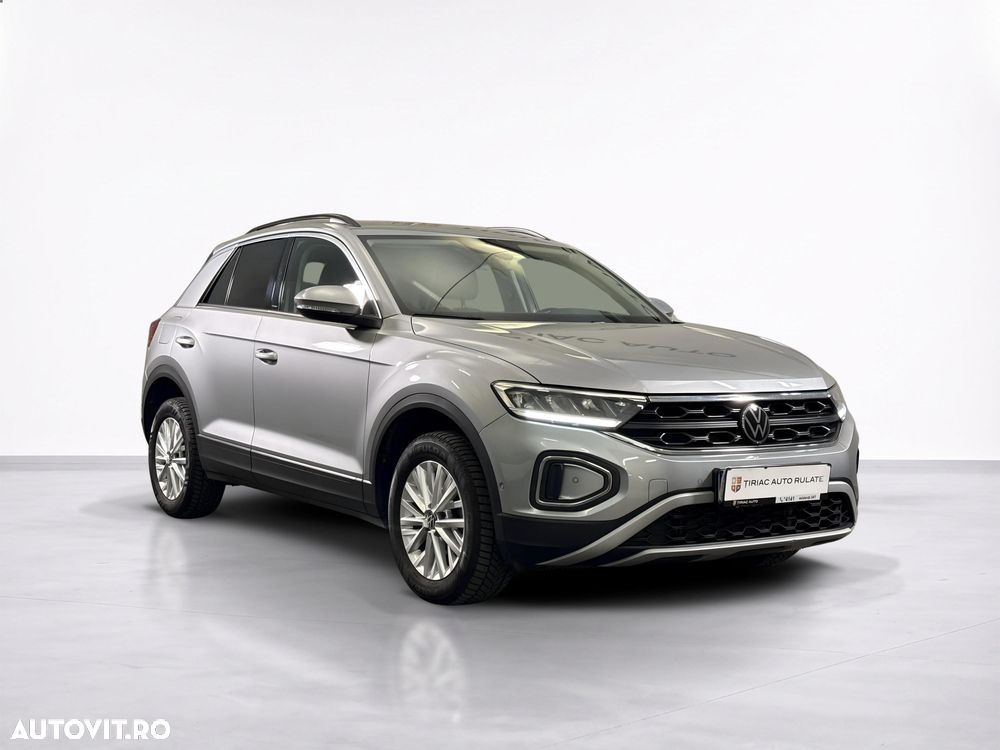Volkswagen T-Roc - 8