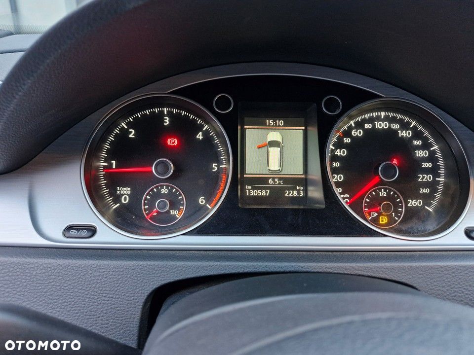 Volkswagen Passat Alltrack - 14