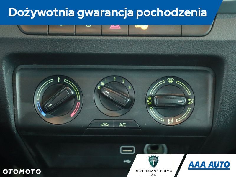 Skoda Fabia - 12