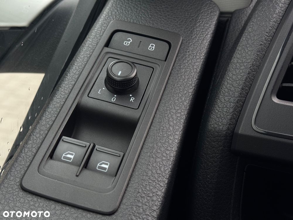 Volkswagen Caravelle 2.0 TDI L2 Trendline - 16