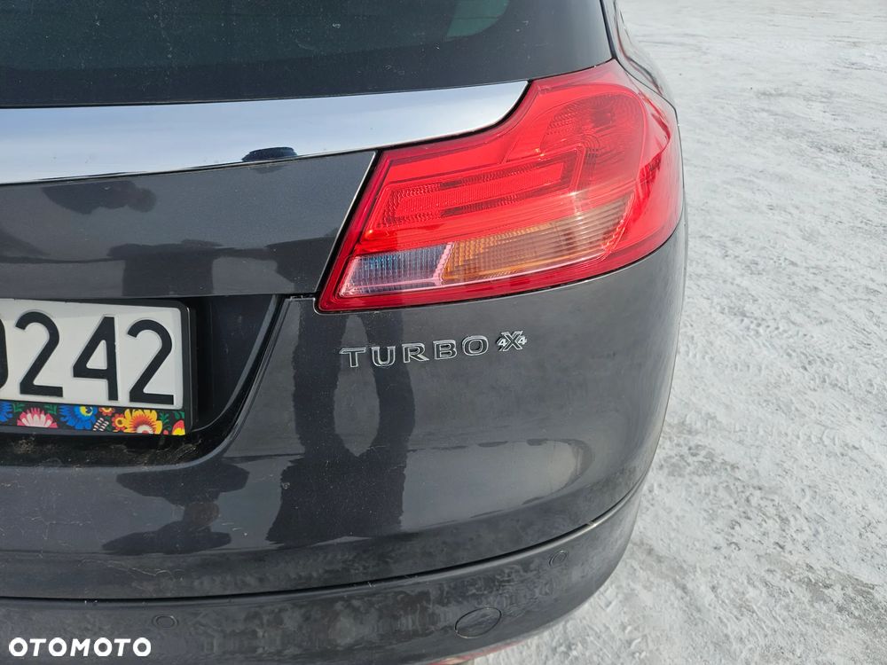 Opel Insignia 2.0 Turbo 4x4 Sport - 12