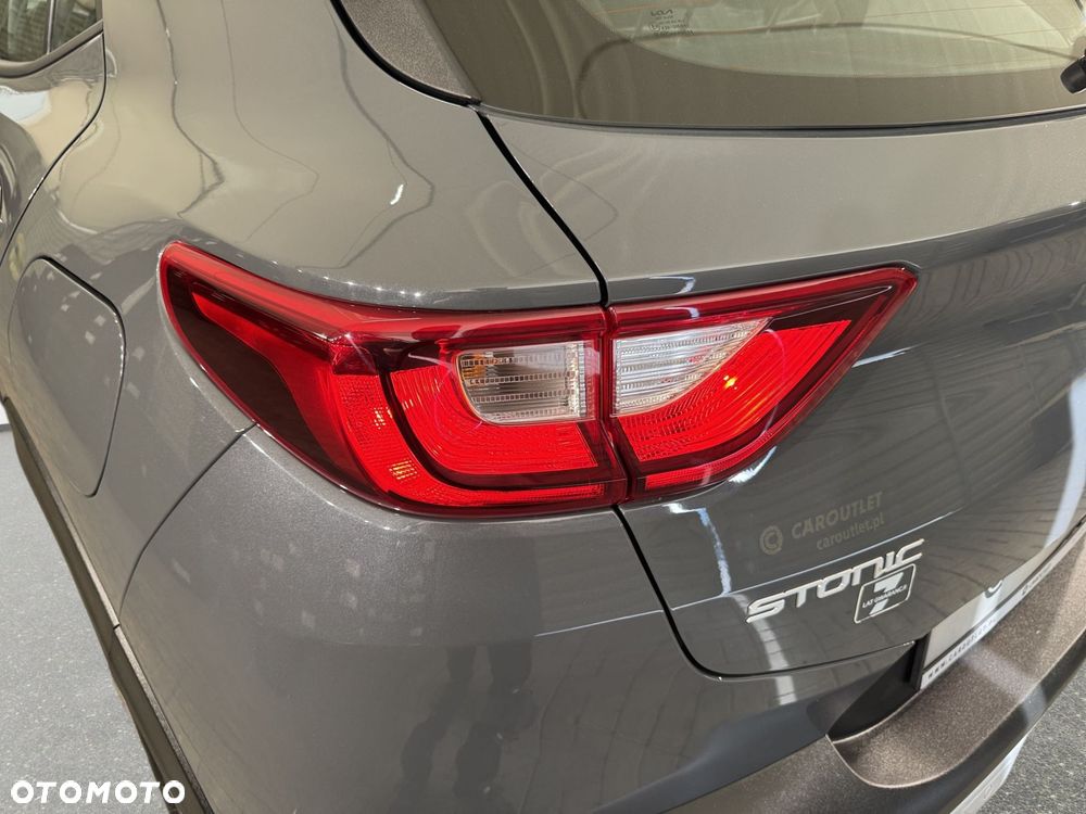 Kia Stonic - 12