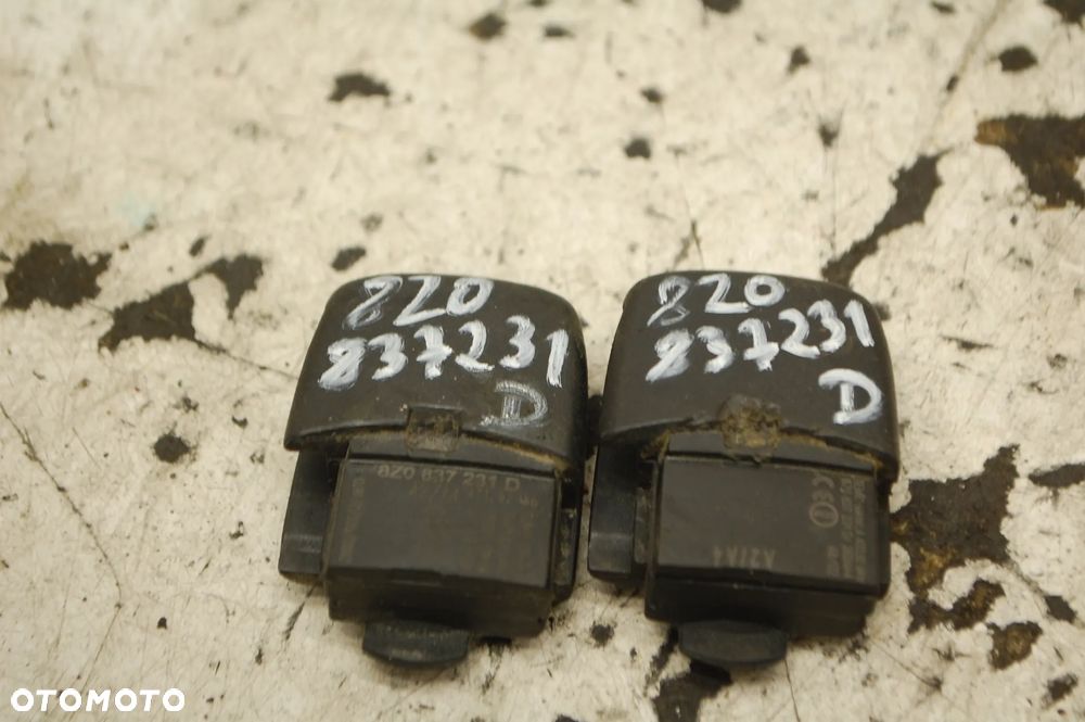 PILOT CENTRALNEGO ZAMKA 8Z0837231D AUDI A4 B6 A6 A8 - 2