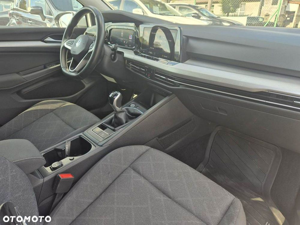 Volkswagen Golf - 36