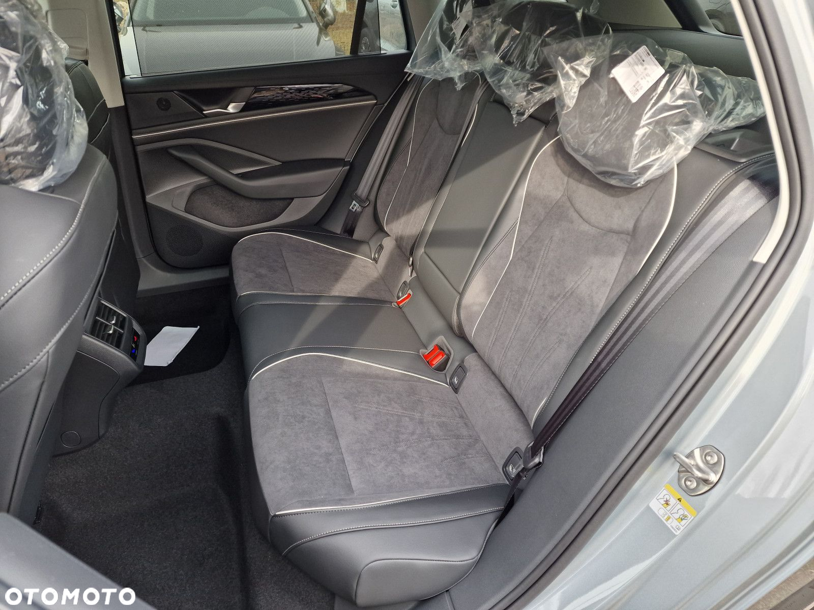 Volkswagen Passat - 15
