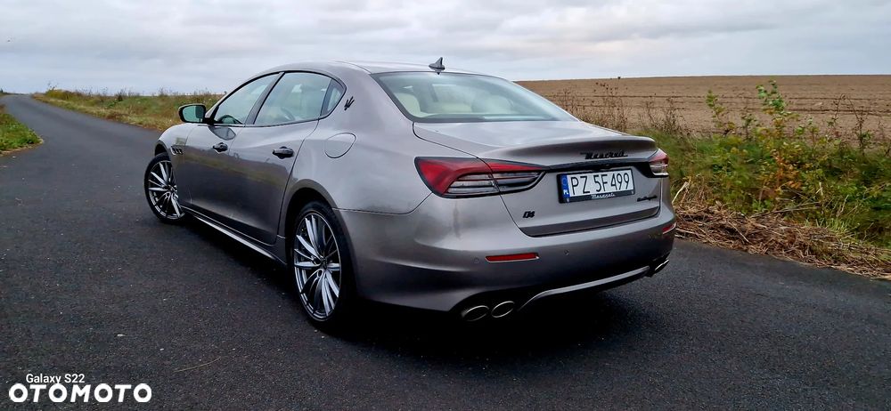 Maserati Quattroporte - 7
