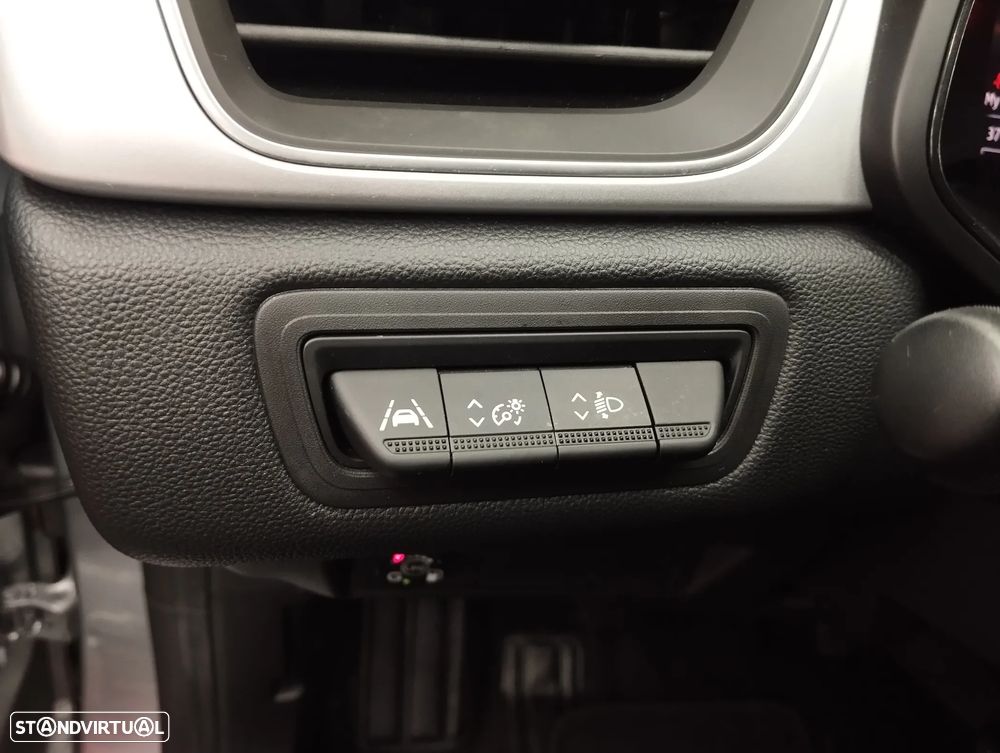 Renault Captur 1.0 TCe Techno Bi-Fuel - 21