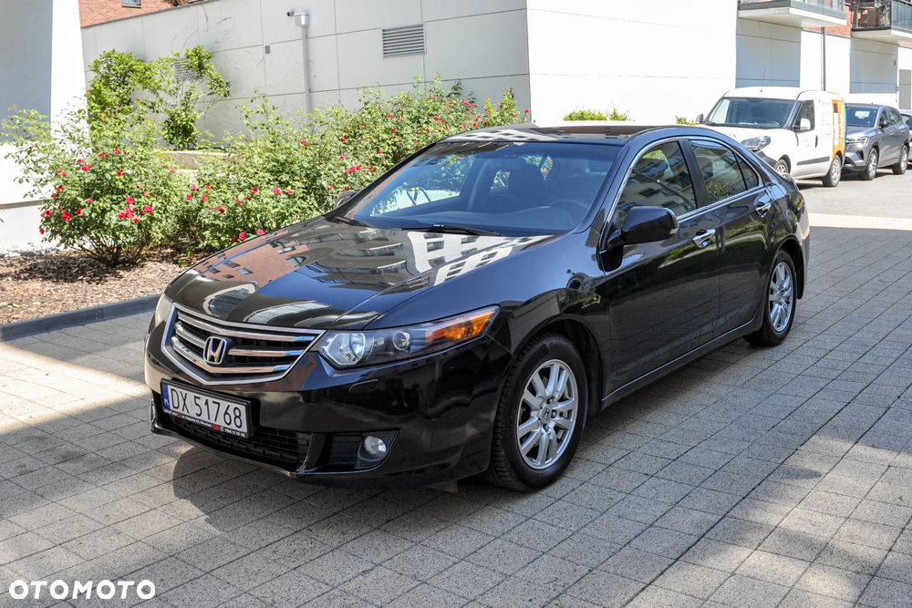 Honda Accord - 1