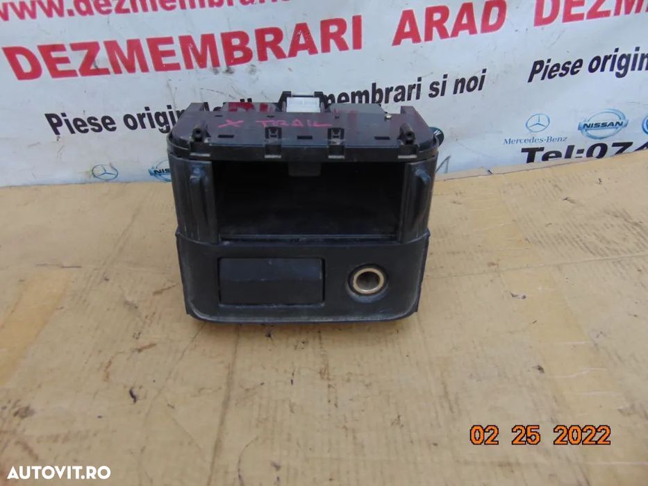 Scrumiera nissan x trail 2001-2007 loc depozitare consola centrala x t - 1