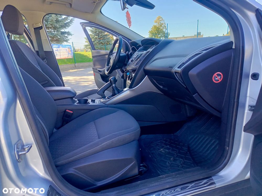 Ford Focus 1.0 EcoBoost Start-Stopp-System Champions Edition - 17