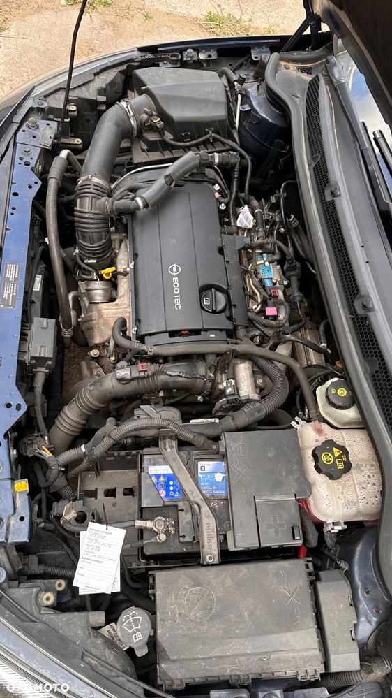 Opel Astra 1.6 Turbo Edition - 40