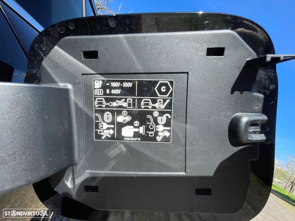 Mercedes-Benz A 250 - 23