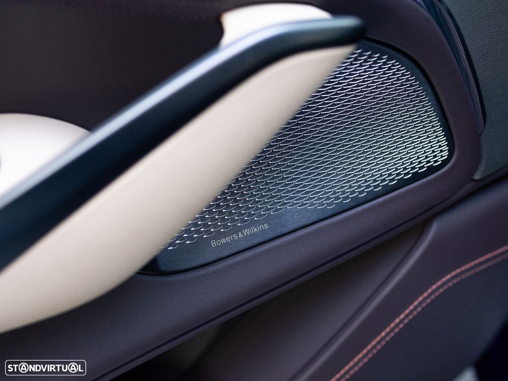 Aston Martin DBX 707 - 47