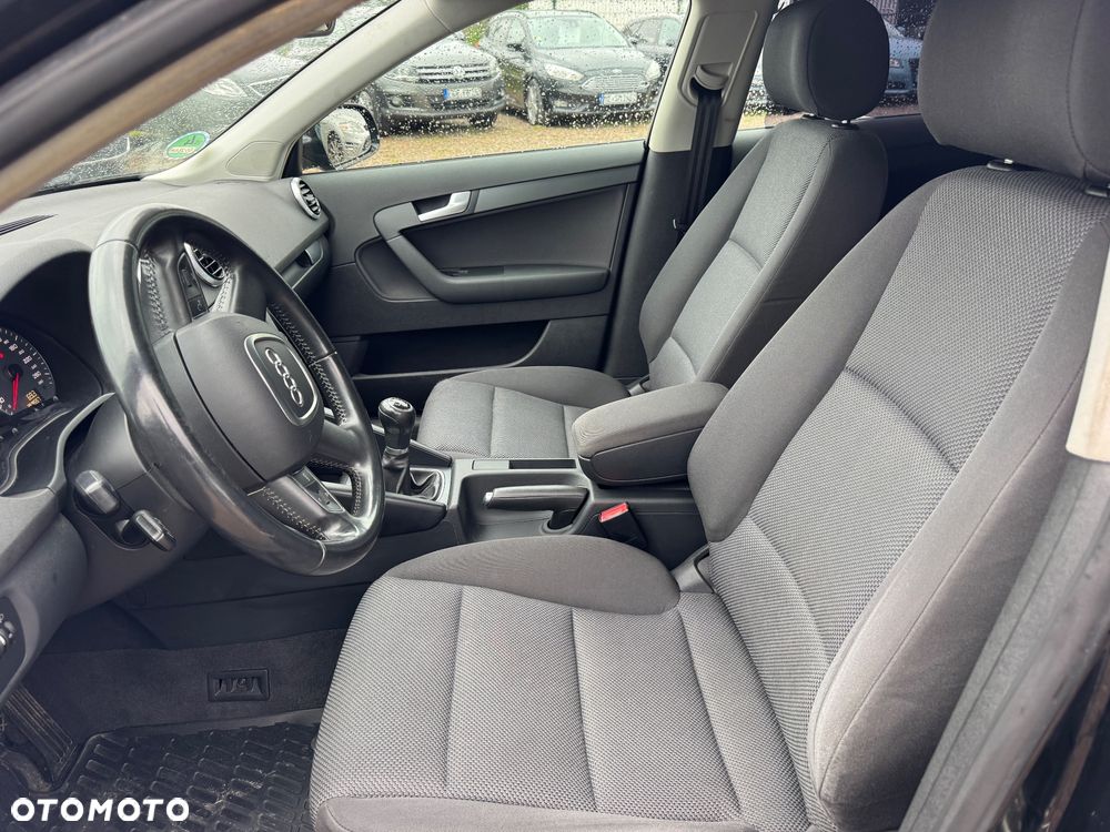 Audi A3 Sportback 1.2 TFSI Attraction - 7
