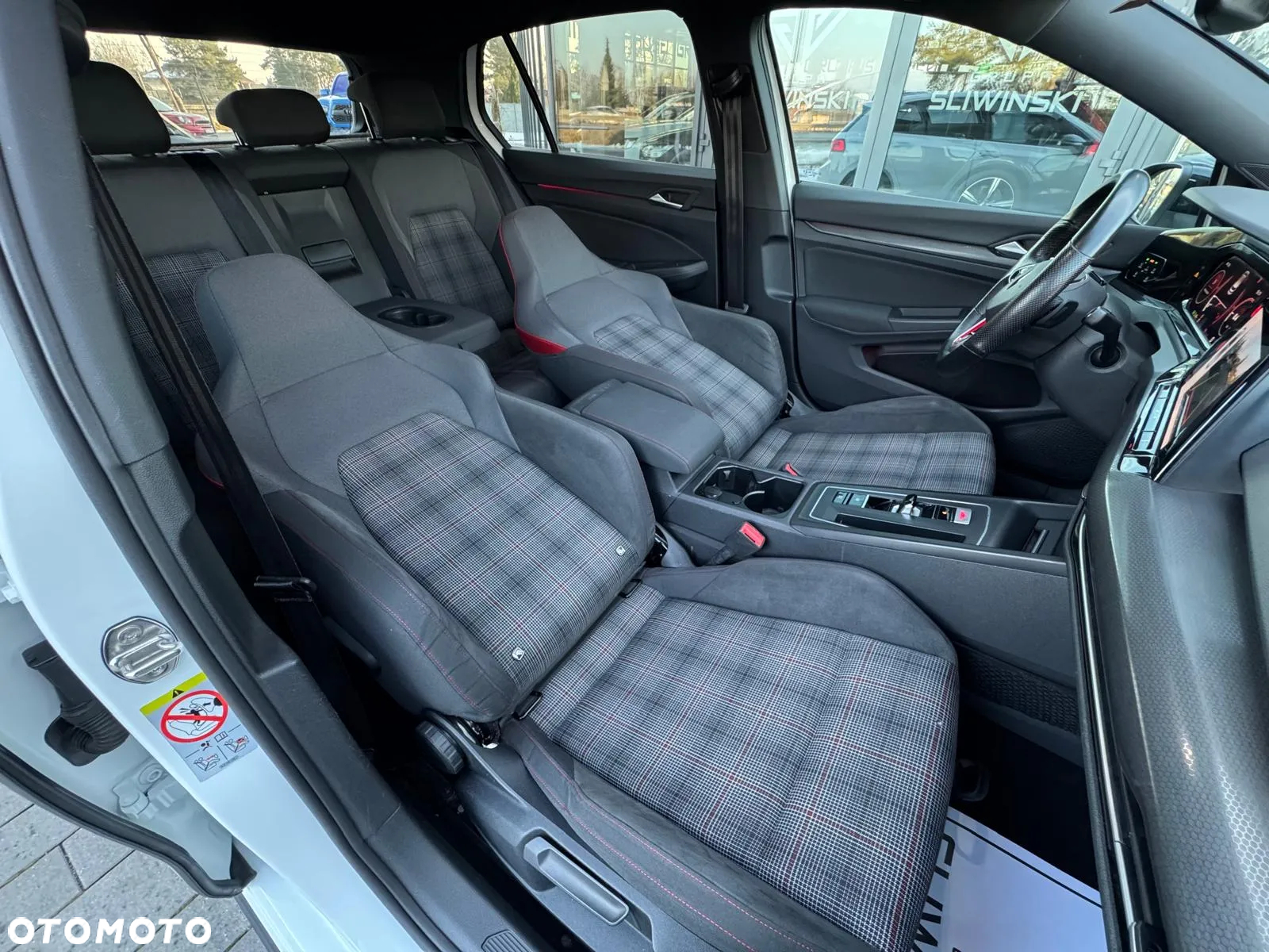 Volkswagen Golf VIII 2.0 TSI GTI DSG - 16