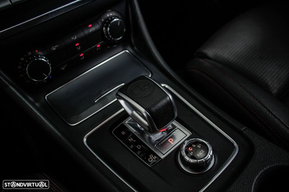 Mercedes-Benz CLA 45 AMG Shooting Brake 4-Matic - 7