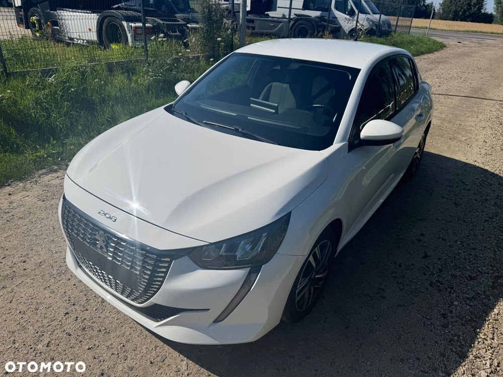 Peugeot 208 - 29