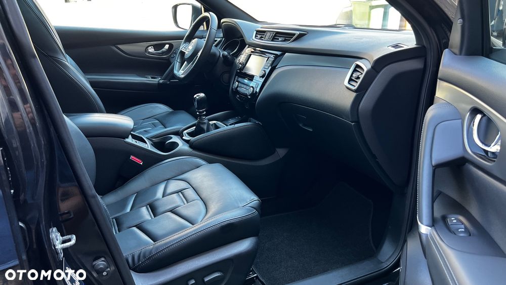Nissan Qashqai 1.6 DIG-T Tekna+ - 35