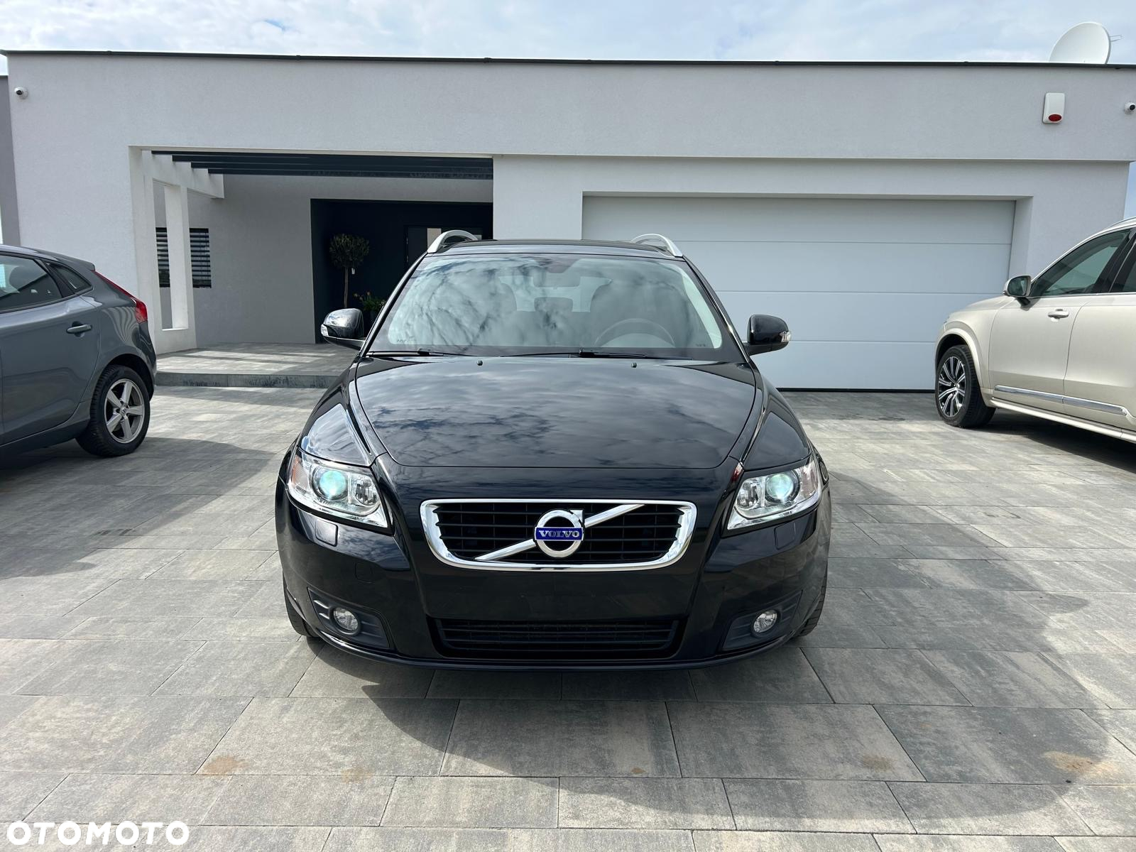 Volvo V50 D3 Momentum - 3