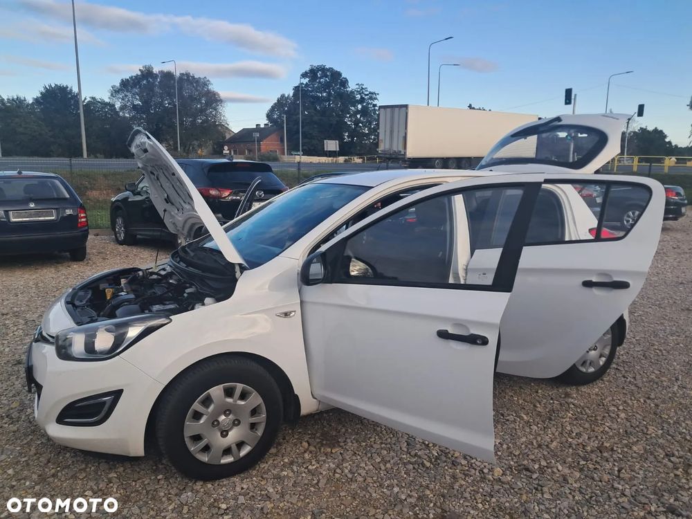 Hyundai i20 - 10