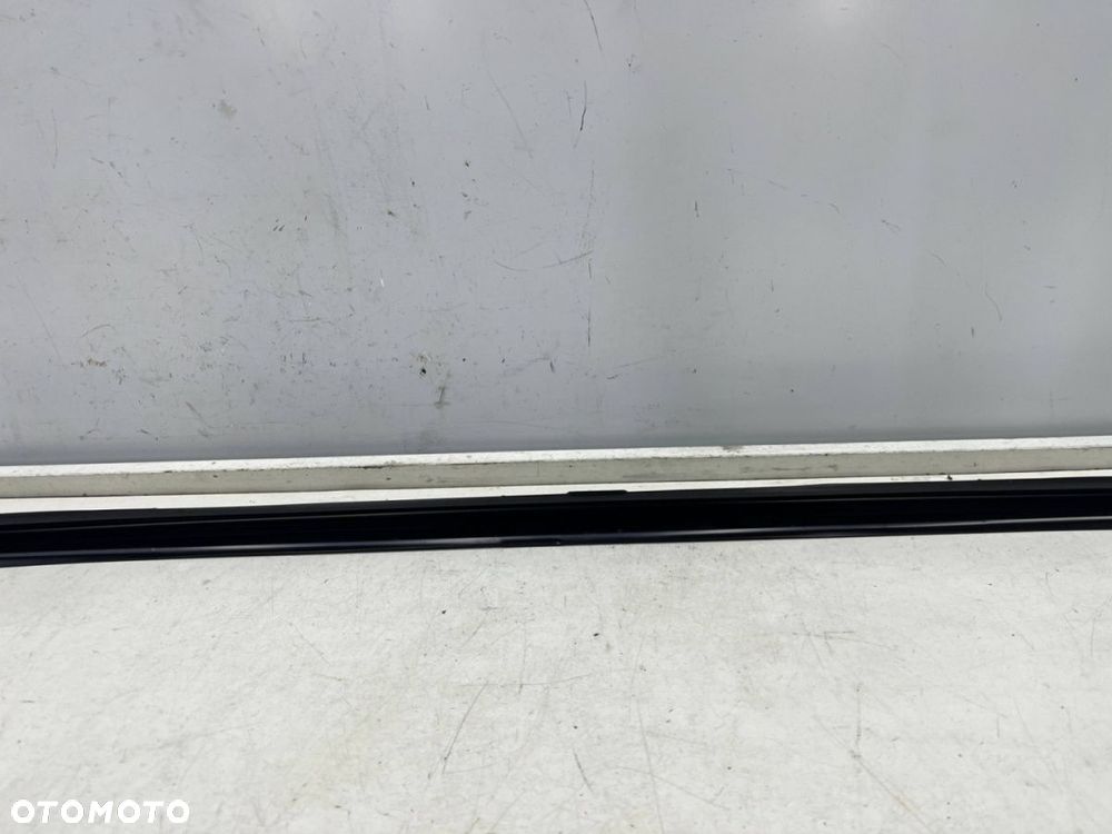 Belka zderzaka VW Passat B8 14-19r. przedlift przednie dolne wzmocnienie chłodnic poprzeczka NOWE - 12