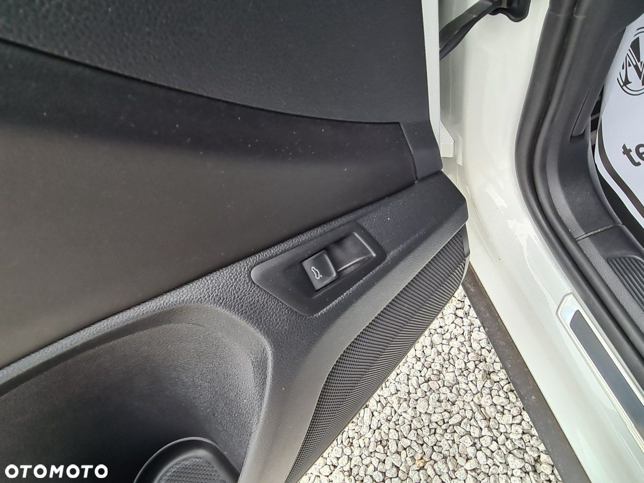 Volkswagen T-Roc 1.5 TSI R-Line DSG - 34