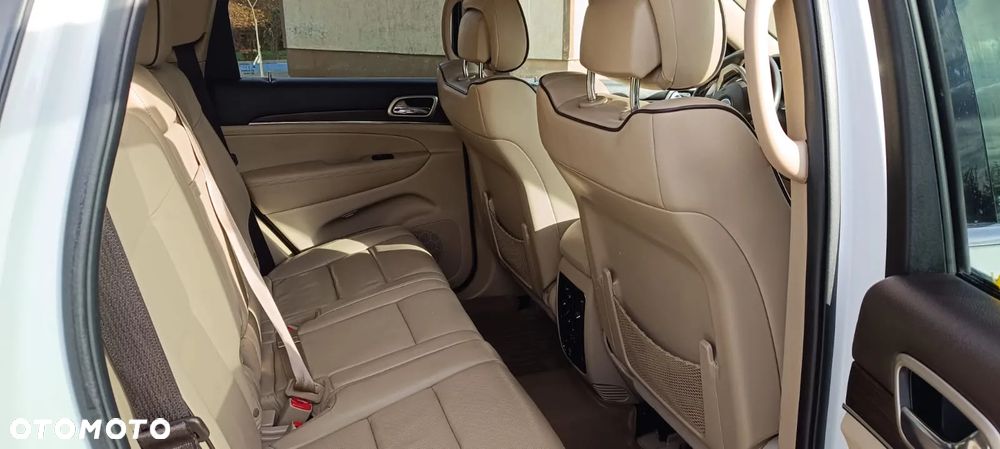 Jeep Grand Cherokee 3.6 V6 Overland - 11