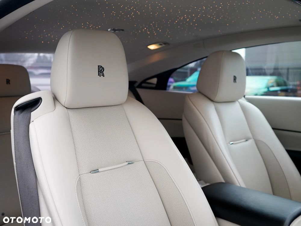 Rolls-Royce Wraith Standard - 25