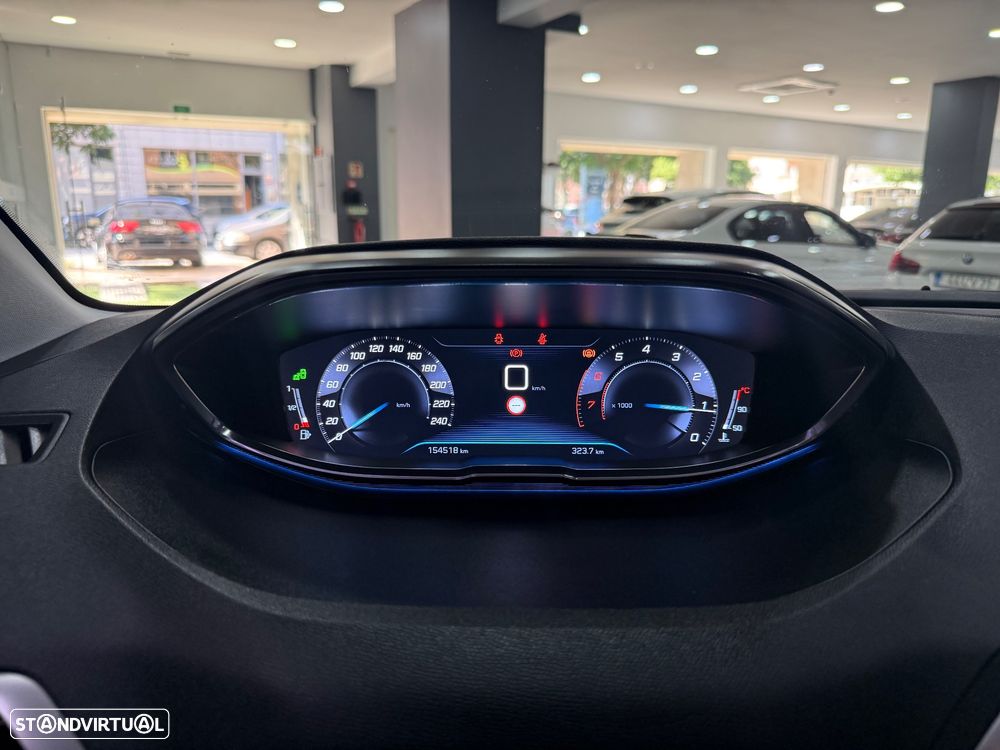 Peugeot 3008 PureTech 130 Stop & Start Allure - 28