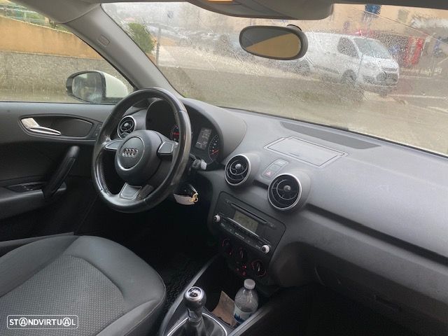 Audi A1 1.2 TFSI Advance - 8