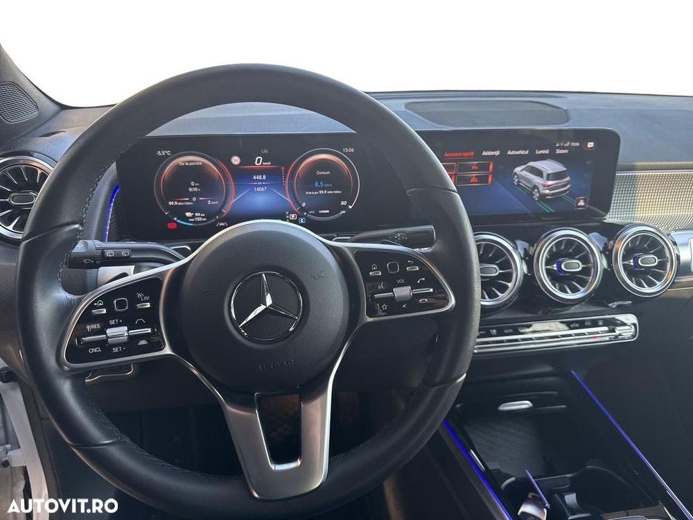 Mercedes-Benz EQB 300 4MATIC - 10