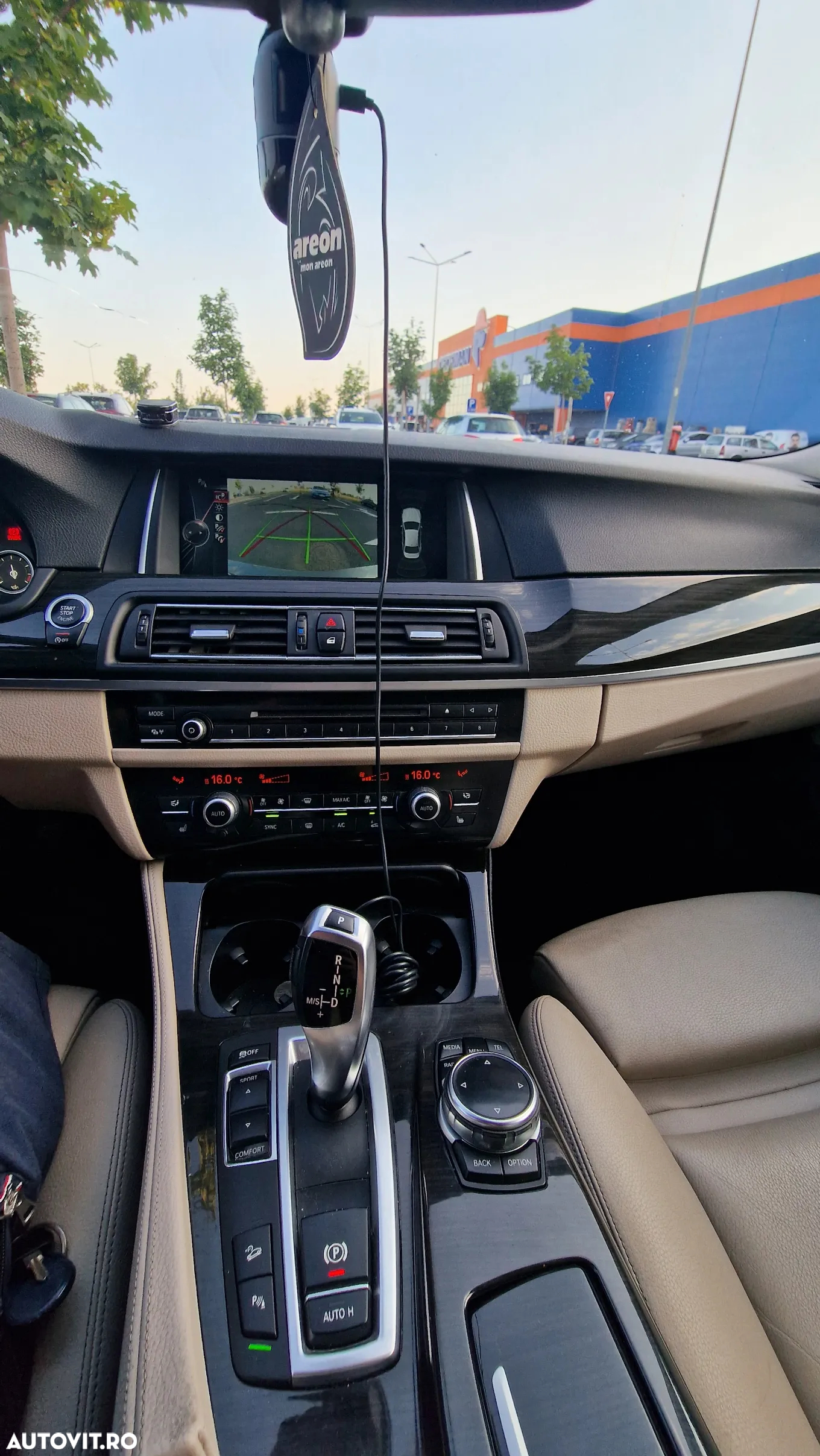 BMW Seria 5 530d xDrive - 13