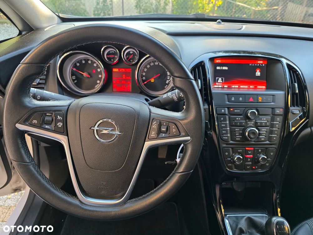 Opel Astra 1.4 Turbo ecoFLEX Start/Stop Innovation - 28