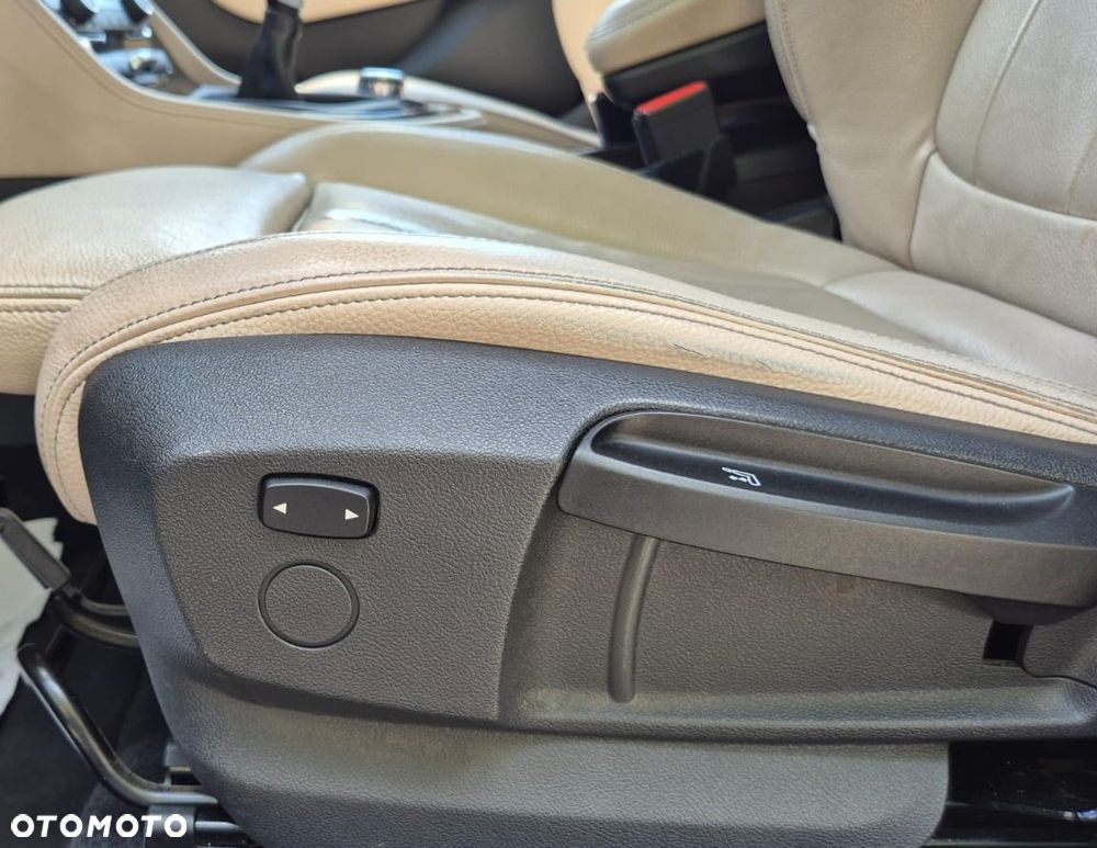 BMW Seria 2 218i GT Luxury Line - 28