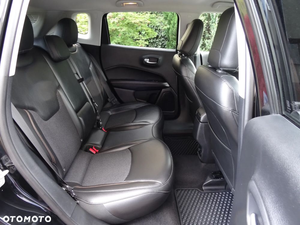 Jeep Compass 2.0 MultiJet Active Drive Limited - 30