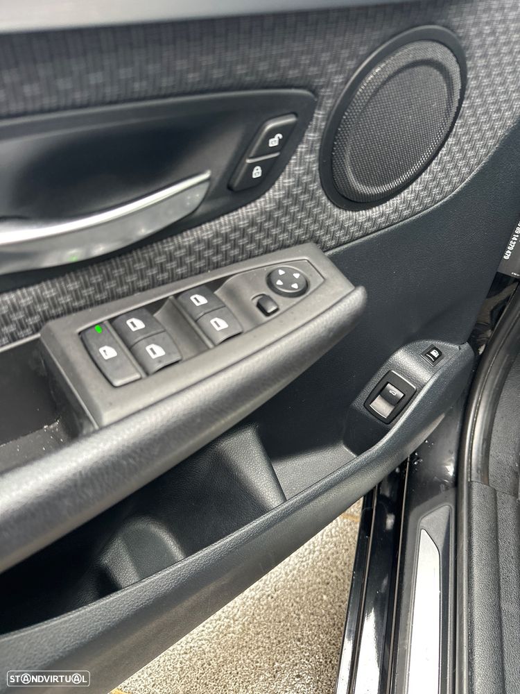 BMW 225xe Active Tourer iPerformance Advantage - 18